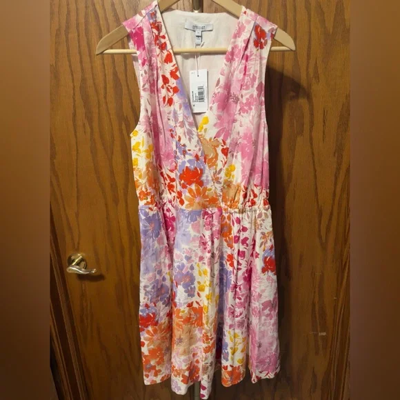 NWT Derek Lam 10 Crosby TIA Floral Printed Stretch Linen Mini, Rose Multi, 10 NWT Derek Lam 10 Crosby TIA Floral Printed Stretch Linen Mini, Rose Multi, 10